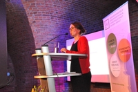 Preisträgerin Romy Klimke präsentiert ihr Forschungsvorhaben